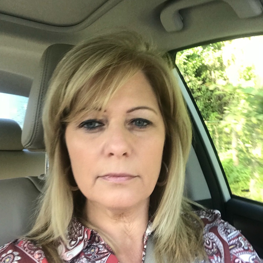 Meet your Posher, Carol